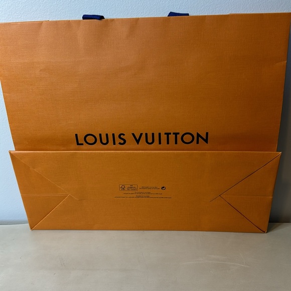 Louis Vuitton Large Shopping bag 16x13.5 - Picture 2 of 6